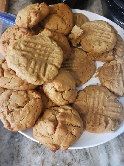 Baker's Dozen Cookie Box