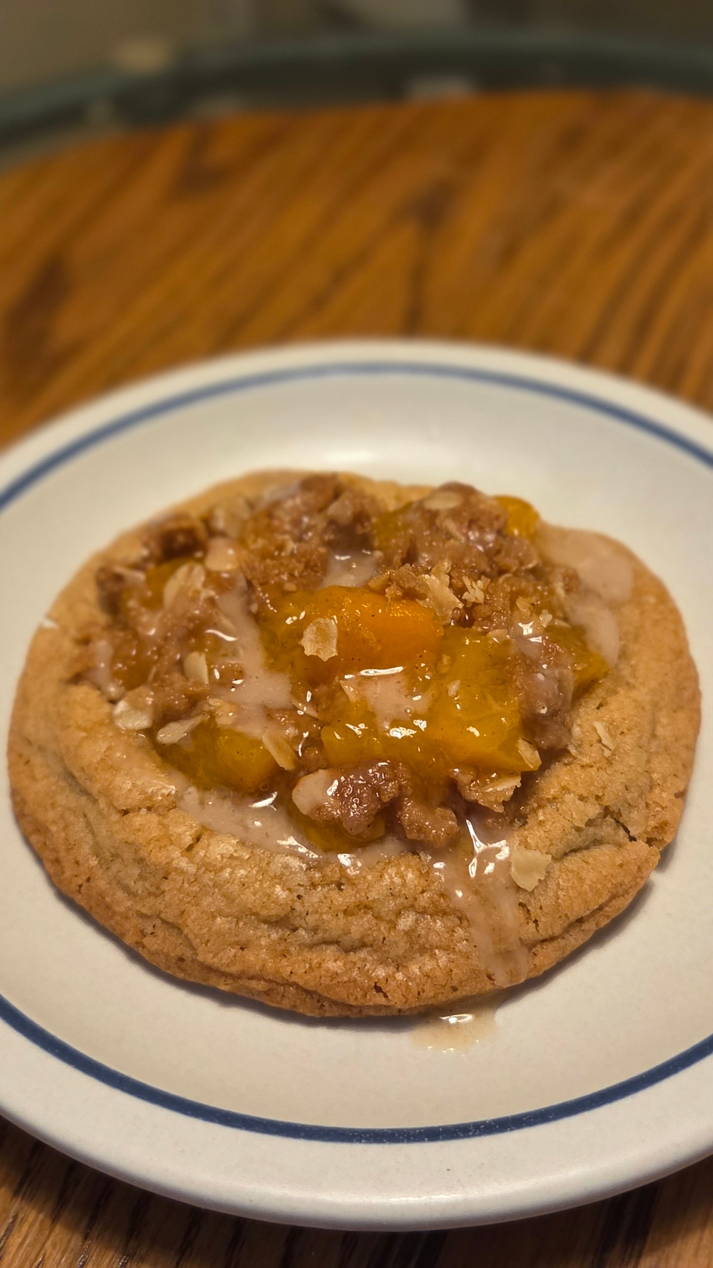 🍑 Limited- Time Seasonal Peach Cobbler Cookie 🍑