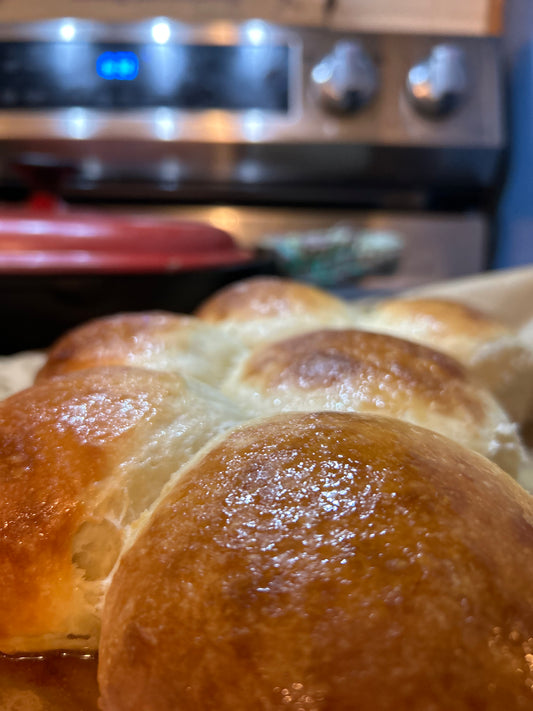 Yeast Dinner Rolls (1 Dozen)